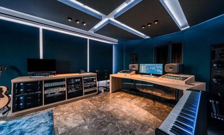 h1-studio-b